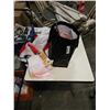 Image 1 : LOT OF ENGLISH FLAGS, SCARVES AND MEMORBILIA