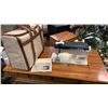 Image 2 : SINGER SEWING MACHINE ATHENA 2000 WITH SEWING TABLE AND CONTENTS  INLUDES LEATHER CARRYING BAG