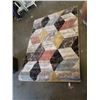 Image 2 : NEW 5FT X 7FT INDOOR AREA RUG