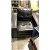 Image 1 : FLOOR MODEL BLACK LEATHER ARMCHAIR