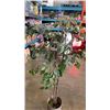 Image 2 : ARTIFICIAL TREE