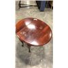 Image 2 : DROPSIDE TABLE