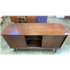 Image 2 : HADDON HALL MID CENTURY SIDEBOARD
