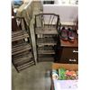 Image 3 : 2 COLLAPSABLE SHELVES