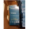 Image 2 : TRAY OF NEW APPLE IPHONE 12 PRO SCREEN SAVERS