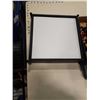 Image 2 : TRAY OF WWE ACTION FIGURES AND RING