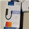 Image 8 : SAMSUNG WIRELESS TRIO CHARGER AND TYPE C CORDS AND ACCESSORIES