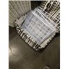 Image 2 : LOT OF LAUNDRY HAMPERS AND METAL ORGANIZER CUBS