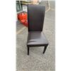 Image 2 : 8 LEATHER LOOK CHAIRS