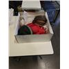 Image 1 : HAT BOX WITH HATS