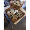 Image 2 : 2 BOXES OF EASTER DECOR