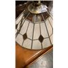 Image 3 : LEADED GLASS HANGING LIGHT