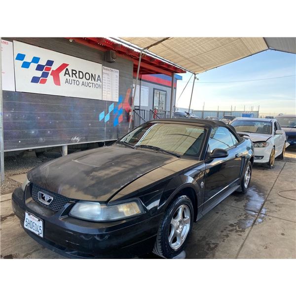 2004 FORD MUSTANG