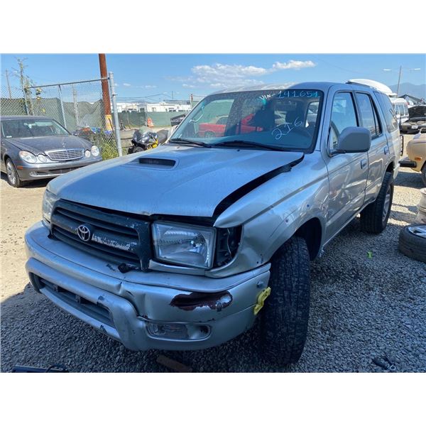 2000 TOYOTA 4RUNNER