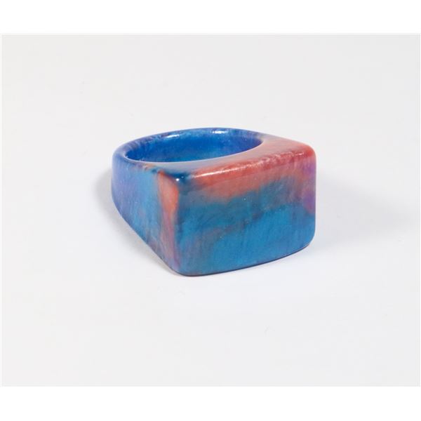 NEW CHUNKY GEOMETRIC RESIN SIZE 8 1/2 RING