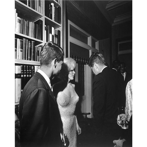 Marilyn Monroe and JFK photo