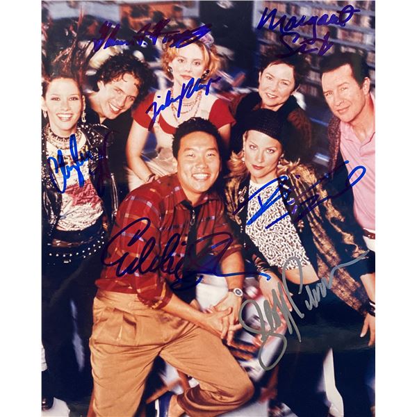 That '80s Show cast signed photo