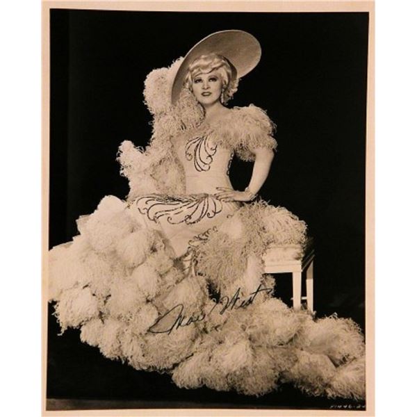 Mae West signed portrait photo