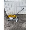 Image 1 : 2 jacks one pole