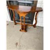 Image 1 : Accent table