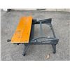 Image 1 : Work table