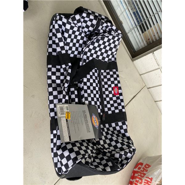 Dickies 22" roller duffle bag