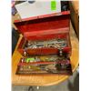 Image 1 : Toolbox and contents