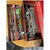 Image 2 : Toolbox and contents