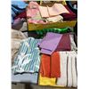 Image 1 : Assorted linnens , queen duvet cover and pillow shams, towels etc