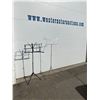 Image 1 : 2 music stands