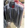Image 2 : 6 size 16 pant and suit coats