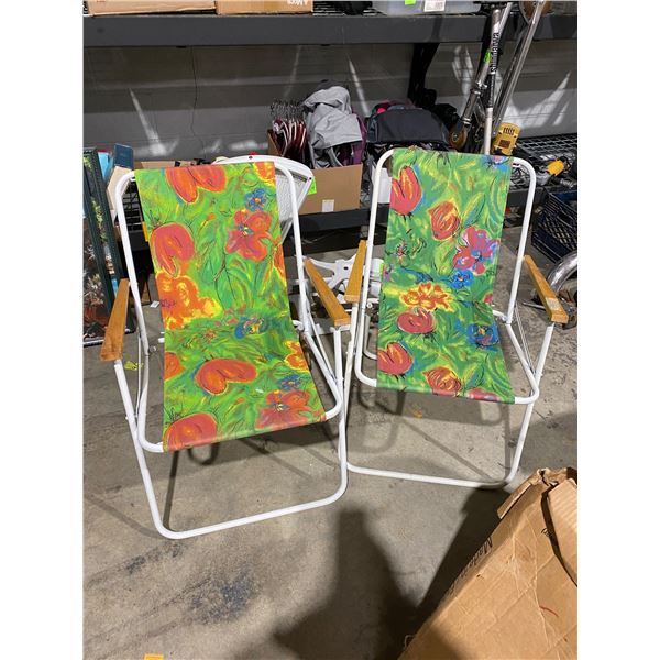 Folding chairs