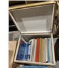 Image 13 : Record box and records