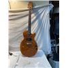 Image 1 : Guitar