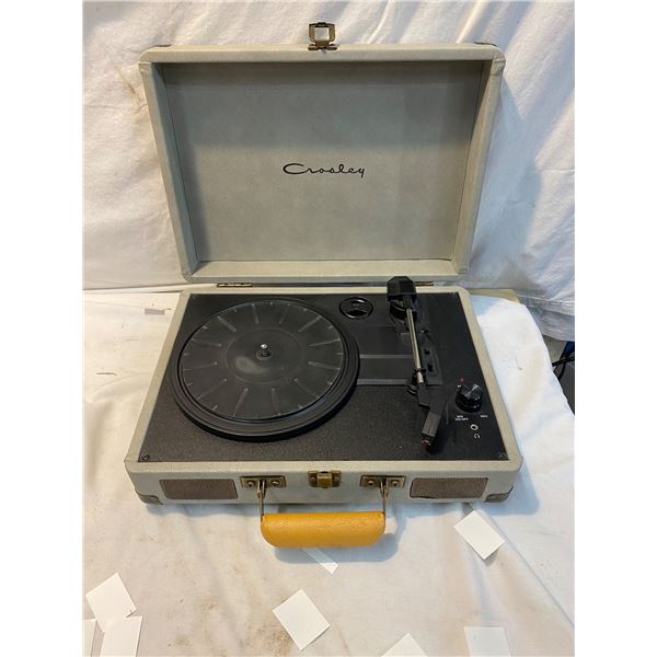 Crosley record player needs power cord