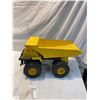 Image 2 : Dump truck
