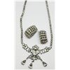 Image 1 : VINTAGE SILVER TONED RHINESTONE NECKLACE