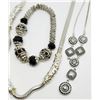Image 2 : SILVER TONED FASHION JEWELRY LOT: (2)NECKLACES