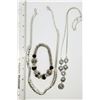 Image 3 : SILVER TONED FASHION JEWELRY LOT: (2)NECKLACES