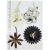 Image 2 : 4-RETRO METAL FLOWER BROOCHES