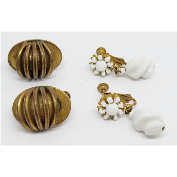 2-VTG HASKELL GOLD TONED TWIST BACK PAIRS