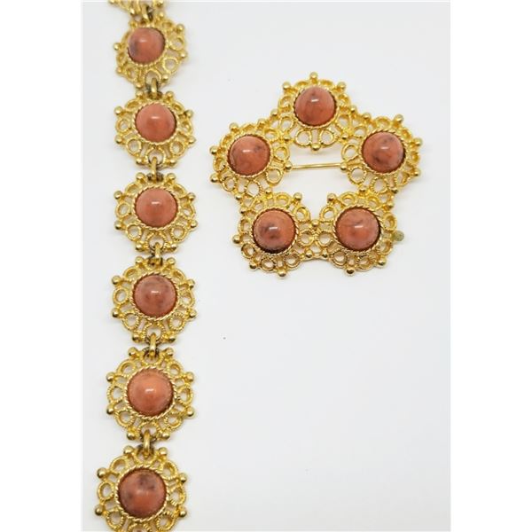 SET! VTG SARAH COVENTRY GOLD TONED PANEL