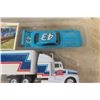 Image 3 : Richard Petty 3 pc Set ; Semi, Race Car, Card  