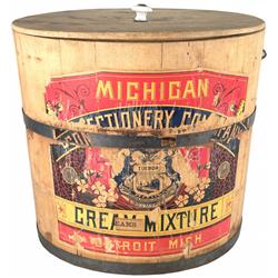 Michigan Confectionery Wood Bucket