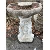Image 1 : Dolphin Molded Stone Birdbath