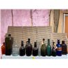 Image 1 : 12 Glass Bottles