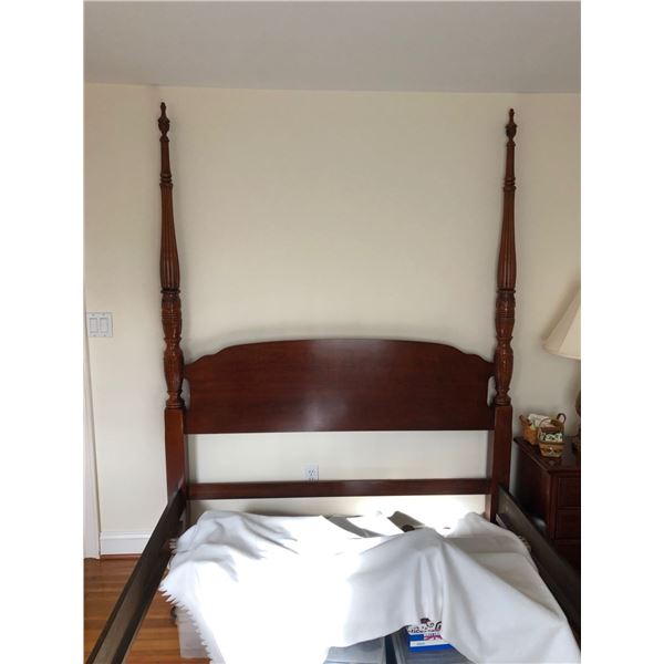 Cherry Bedroom Set Queen