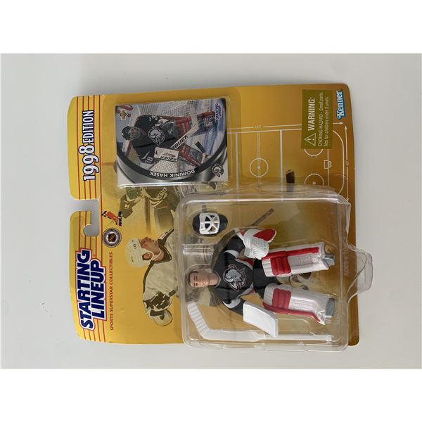 1998 Starting Lineup NHL Buffalo Sabers Dominik Hasek Action Figure