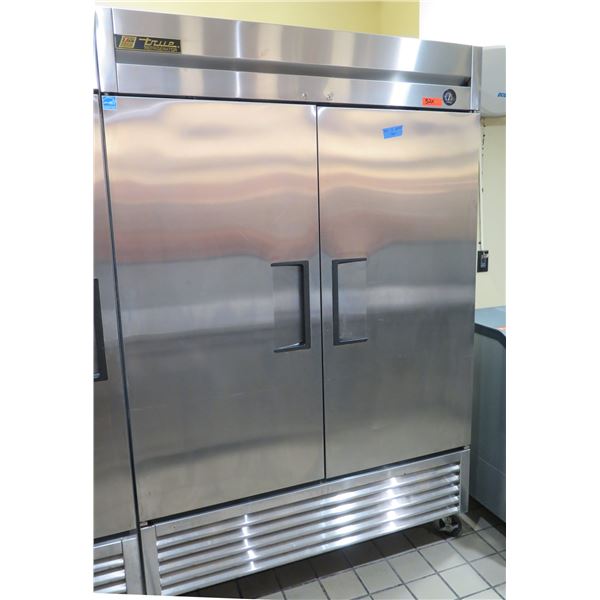 True T-49 Two-Section Reach-In Refrigerator