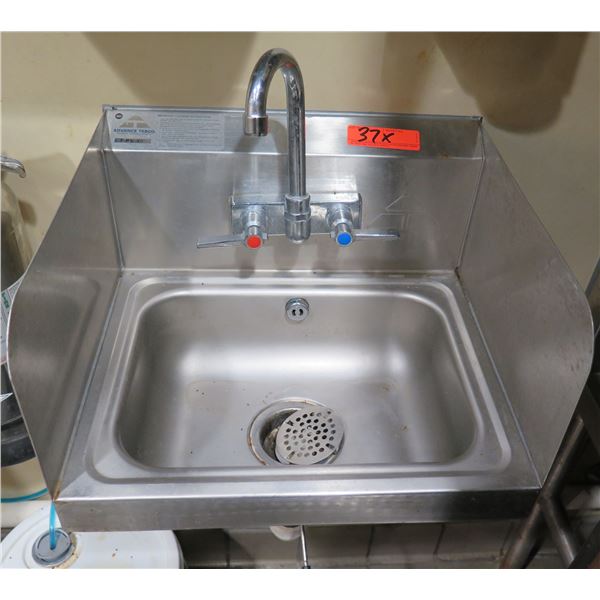 Advance Tabco 7-PS-40 Single Wall-Mount Sink w/ Splash Guards 13"x17"